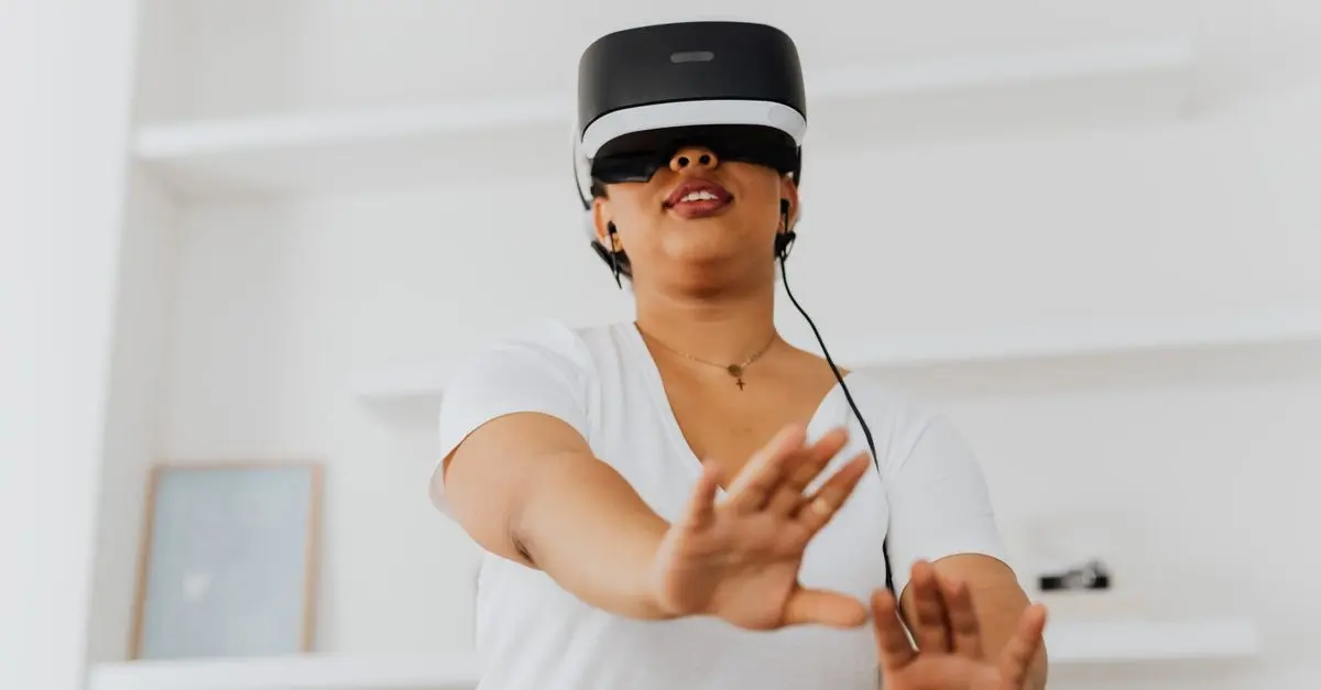 Virtual Reality vs Augmented Reality: Which is Better for Leisure?